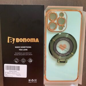Bonoma Mint Green and Gold iPhone 15 Pro Case